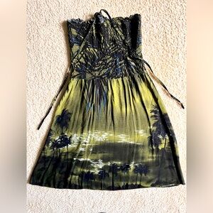 💥3/$15💥 Tie neck or tube top style dress